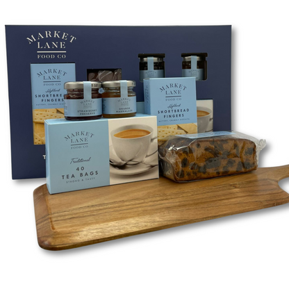 Traditional Time For Tea Hamper by Hampton - Cream tea set containing Quality Tea, Strawberry Jam, Orange Marmalade, Fruit Cake, Highland Shortbread Fingers - Ideal Christmas or Birthday present