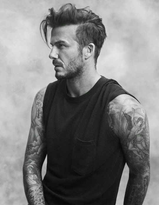 David Beckham Classic Giftset For Him including Eau de Toilette 50ml and Shower Gel 200ml